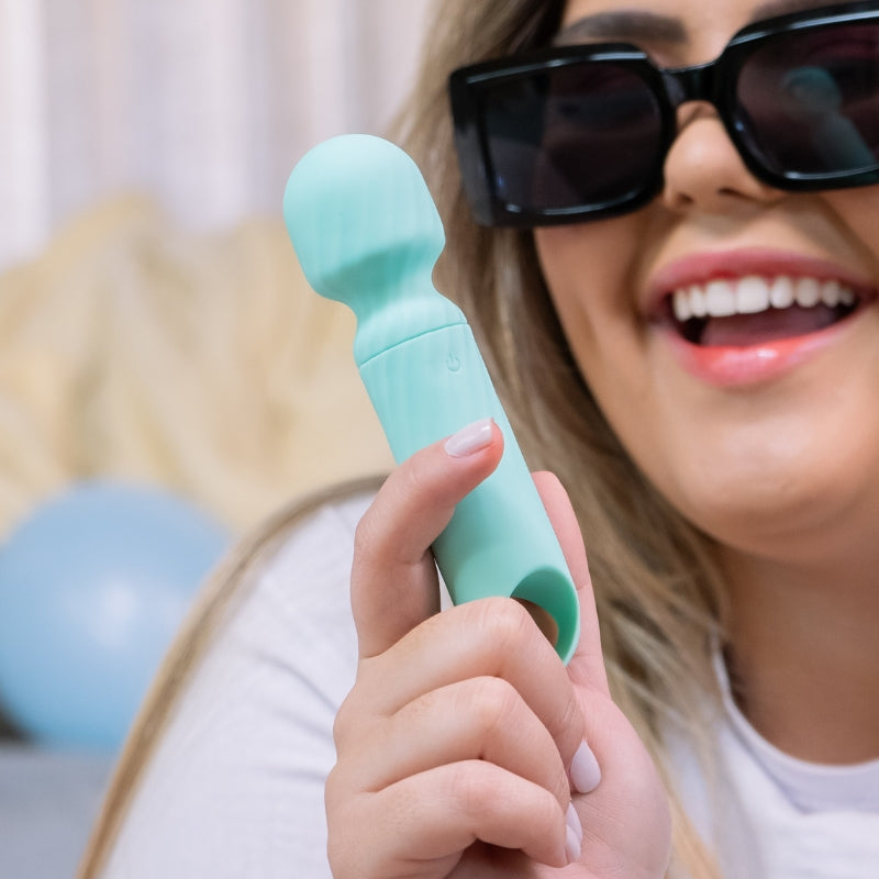 Vibrador Multivelocidade Recarregável Sweet Vibe Dengo Verde