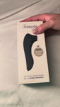 Stories de Estimulador Sugador de Clitóris Recarregável Sensevibe Slim